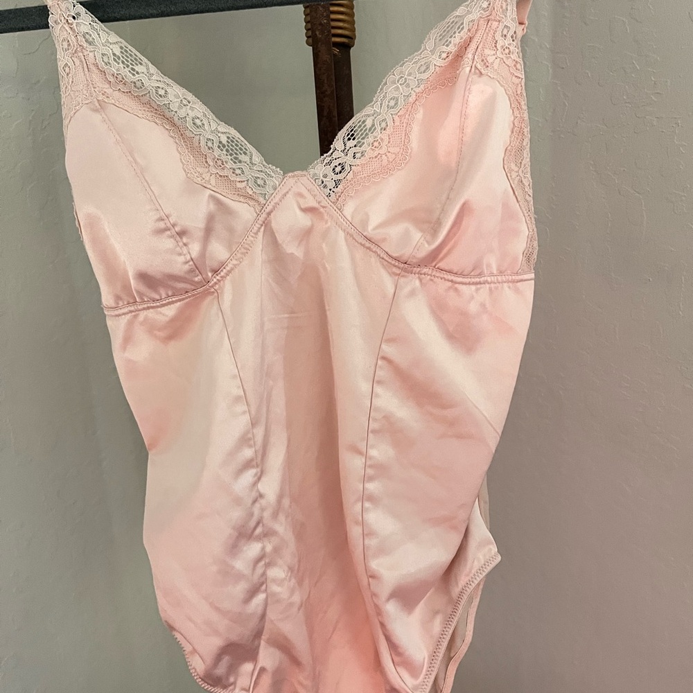 Elegant Pink Lace-Trimmed Bodysuit